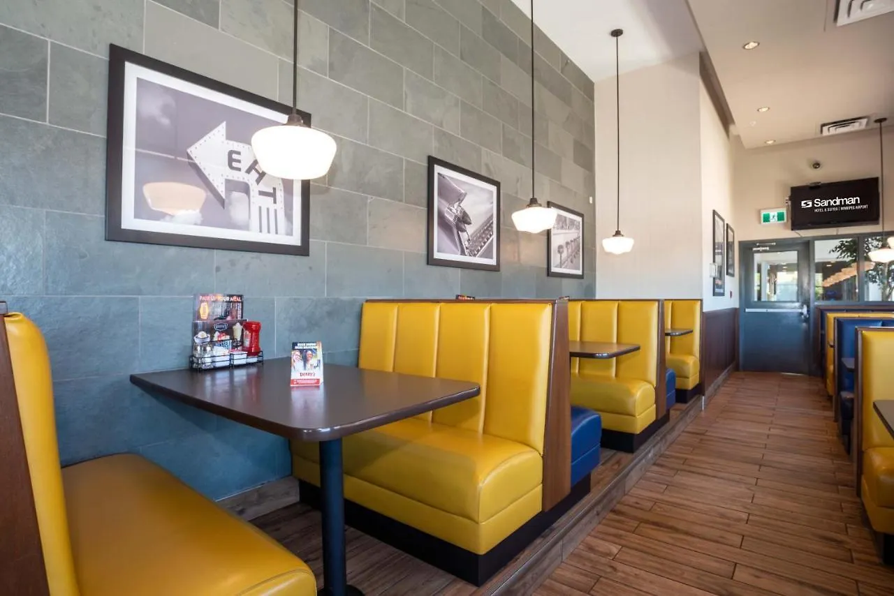 Sandman Hotel & Suites Winnipeg Airport 3*,
